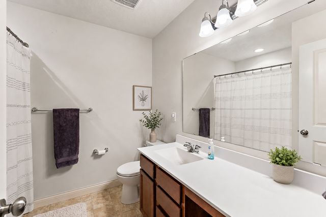 9289 Summerlin Court, Woodbury, MN 55129