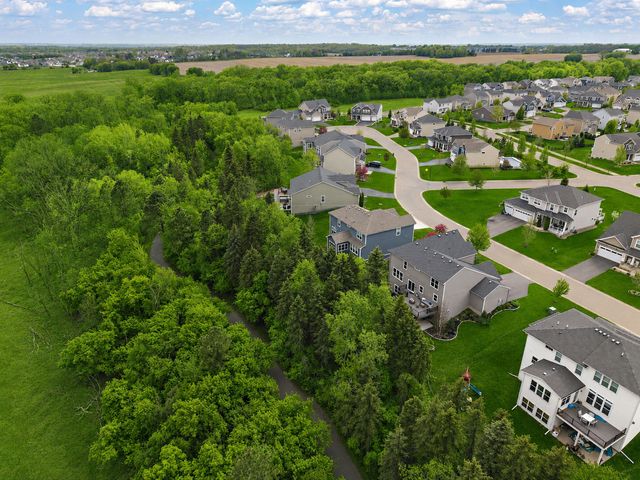 9289 Summerlin Court, Woodbury, MN 55129