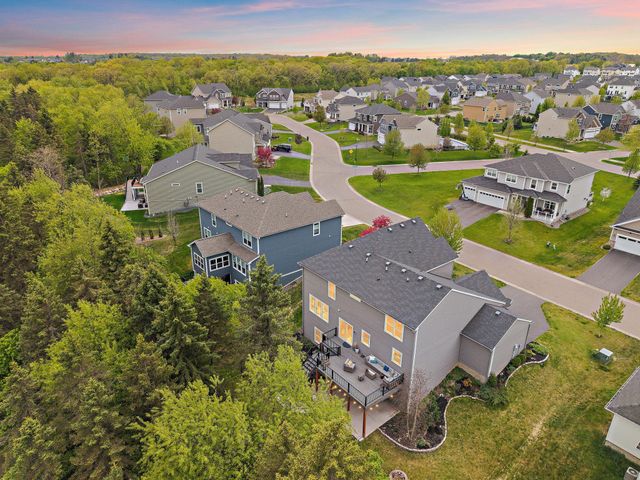 9289 Summerlin Court, Woodbury, MN 55129