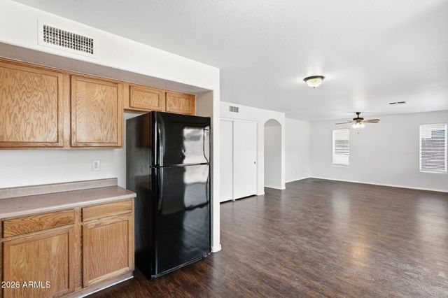 12422 W EL NIDO Lane, Litchfield Park, AZ 85340