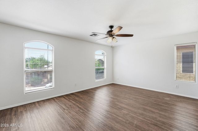 12422 W EL NIDO Lane, Litchfield Park, AZ 85340