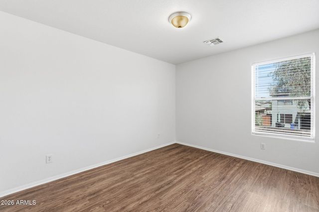 12422 W EL NIDO Lane, Litchfield Park, AZ 85340