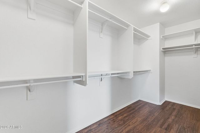 12422 W EL NIDO Lane, Litchfield Park, AZ 85340