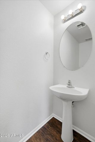 12422 W EL NIDO Lane, Litchfield Park, AZ 85340