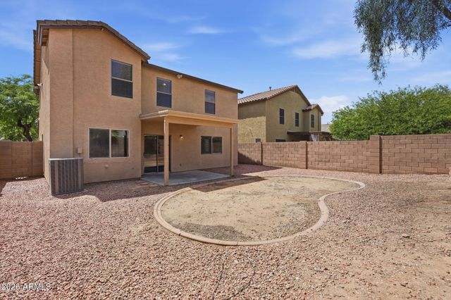 12422 W EL NIDO Lane, Litchfield Park, AZ 85340
