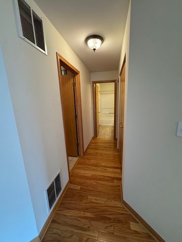 2268 VANDERBILT Drive 2268, Geneva, IL 60134