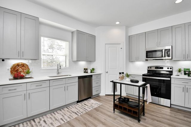 2006 Laverne Willow Lane A, Houston, TX 77080