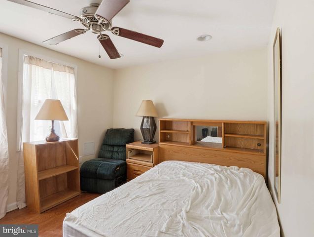 2957 FREEWAY FWY, Baltimore, MD 21227