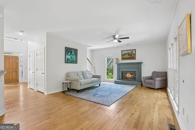 631 Catamount Way SW, Lilburn, GA 30047