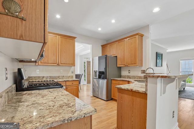 631 Catamount Way SW, Lilburn, GA 30047