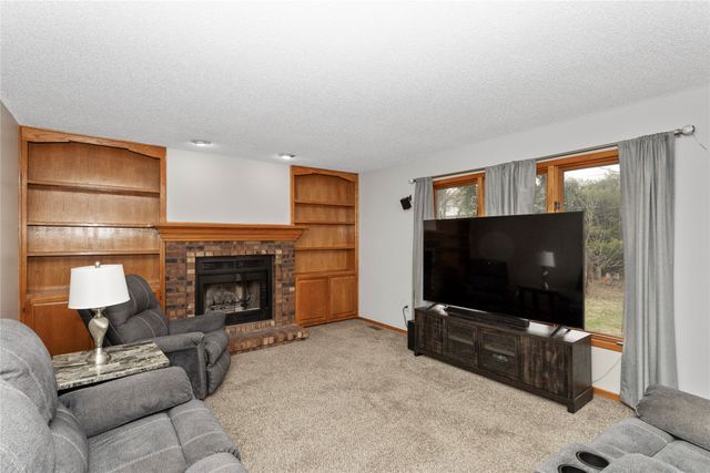 9635 Quail Ridge, Urbandale, IA 50322