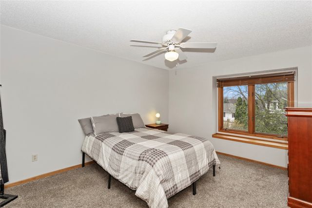 9635 Quail Ridge, Urbandale, IA 50322