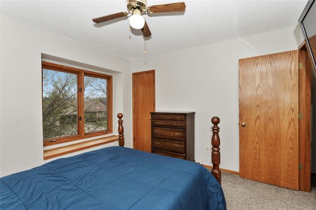 9635 Quail Ridge, Urbandale, IA 50322