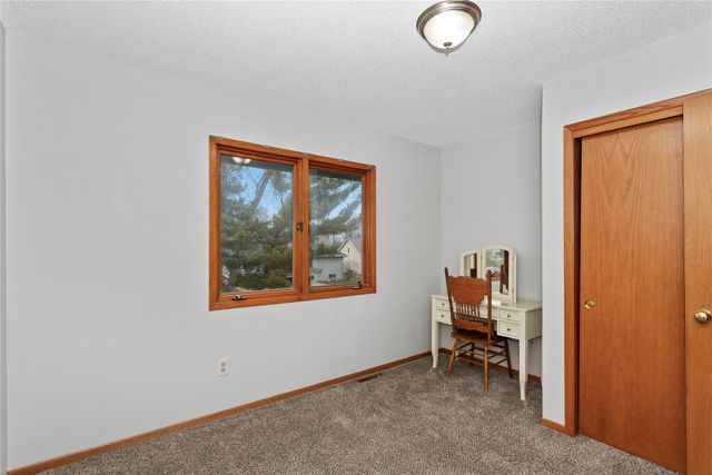 9635 Quail Ridge, Urbandale, IA 50322