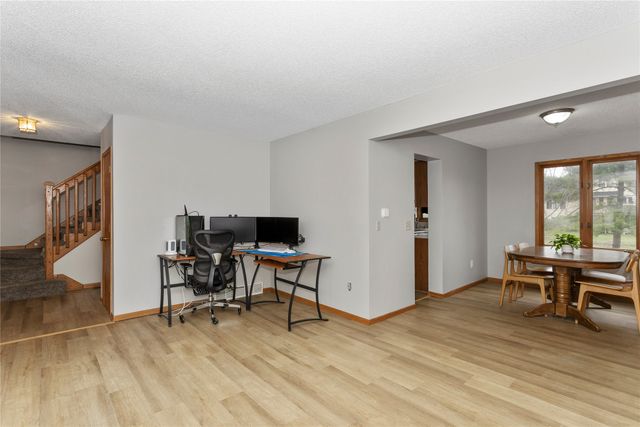 9635 Quail Ridge, Urbandale, IA 50322