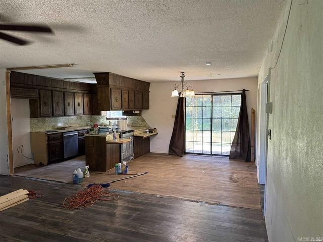 1541 Kennedy Road, Glenwood, AR 71943