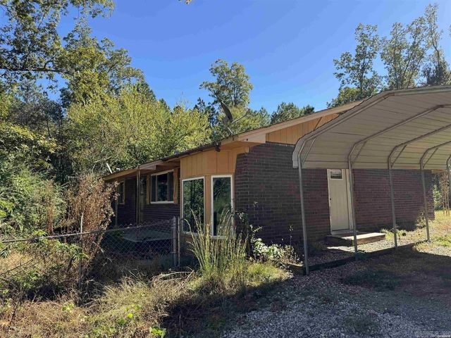 1541 Kennedy Road, Glenwood, AR 71943