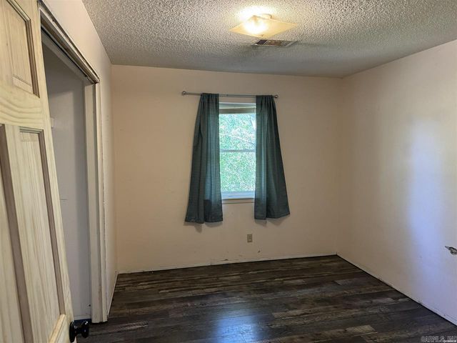 1541 Kennedy Road, Glenwood, AR 71943