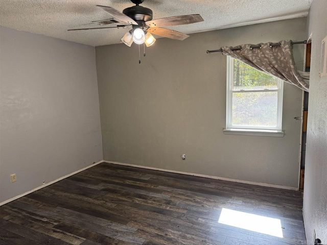 1541 Kennedy Road, Glenwood, AR 71943