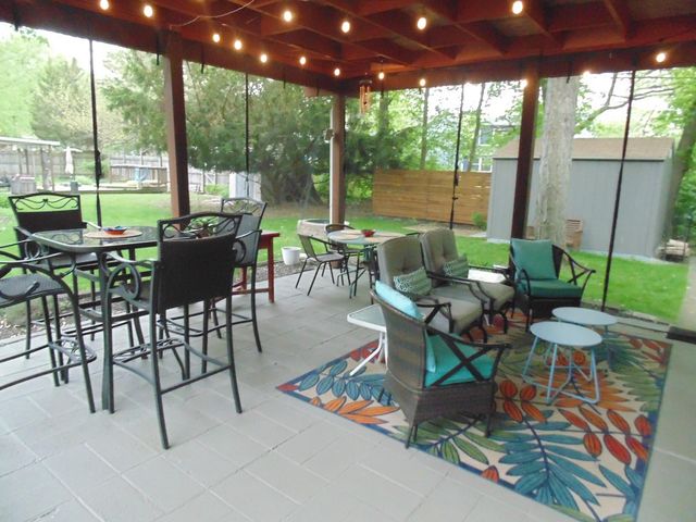 1050 Vermillion Street, Gary, IN 46403