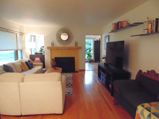 1050 Vermillion Street, Gary, IN 46403