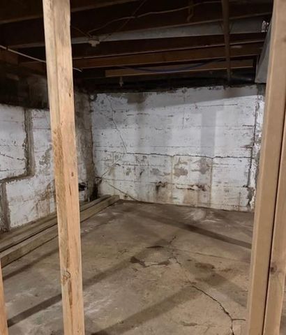 2512 Everett Avenue, Kansas City, KS 66102