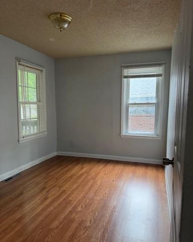 2512 Everett Avenue, Kansas City, KS 66102