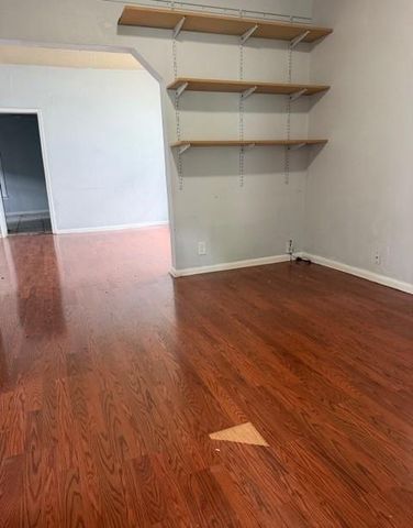 2512 Everett Avenue, Kansas City, KS 66102