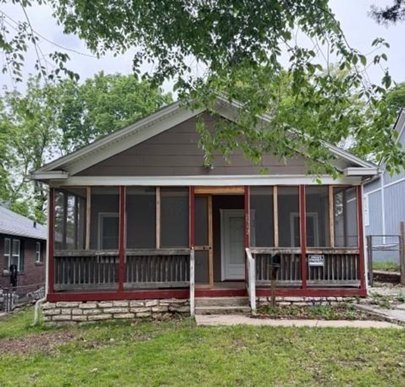 2512 Everett Avenue, Kansas City, KS 66102
