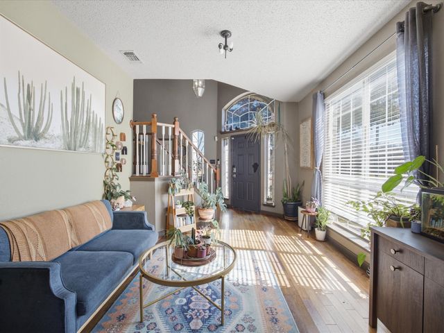 7921 Crystal Creek Circle, Fort Worth, TX 76137