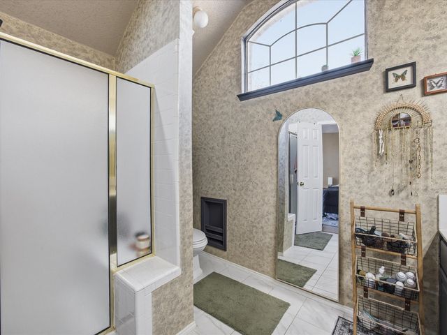 7921 Crystal Creek Circle, Fort Worth, TX 76137