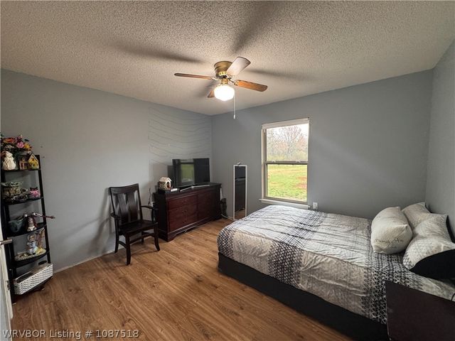 34062 Midway Road, Poteau, OK 74953