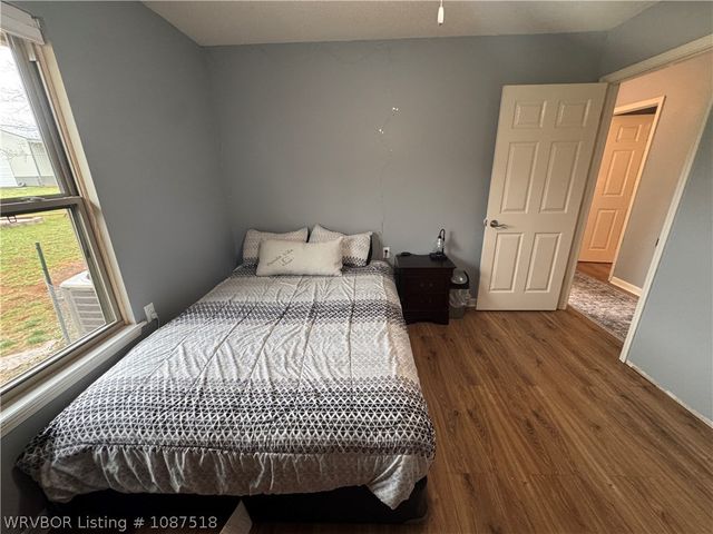 34062 Midway Road, Poteau, OK 74953