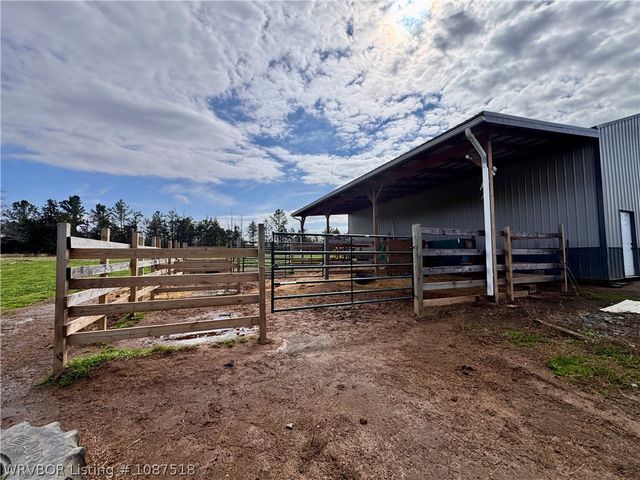 34062 Midway Road, Poteau, OK 74953