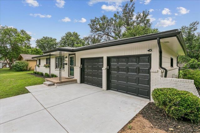 971 N Westlink Ave, Wichita, KS 67212