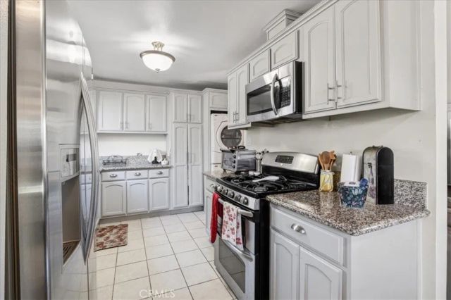 527 Melham, La Puente, CA 91744