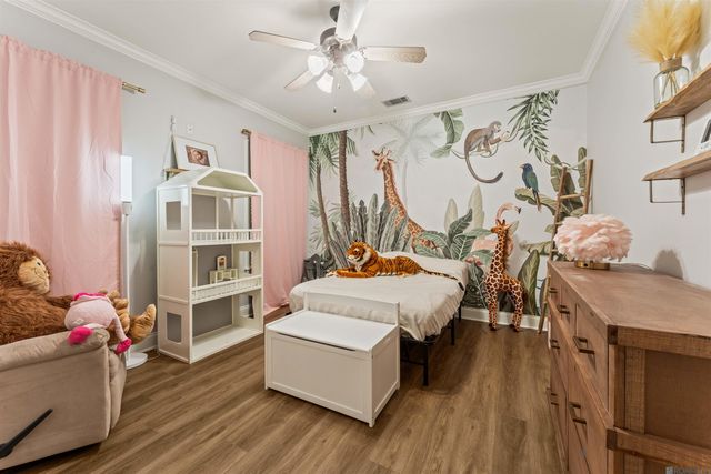 13604 Paddington Ln, Baton Rouge, LA 70810