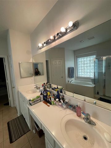 26864 Calgary Pointe Drive, Kingwood, TX 77339