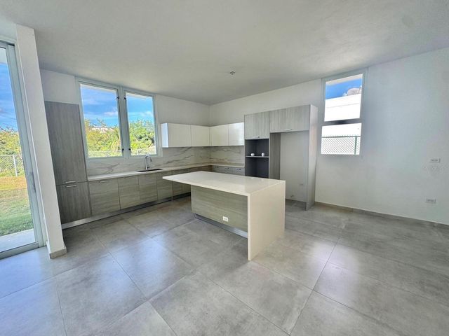 Lot 5 D’COVE, Guaynabo, PR 00969