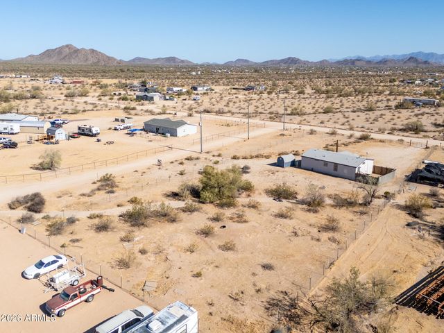 52989 W CENTURY Road, Maricopa, AZ 85139