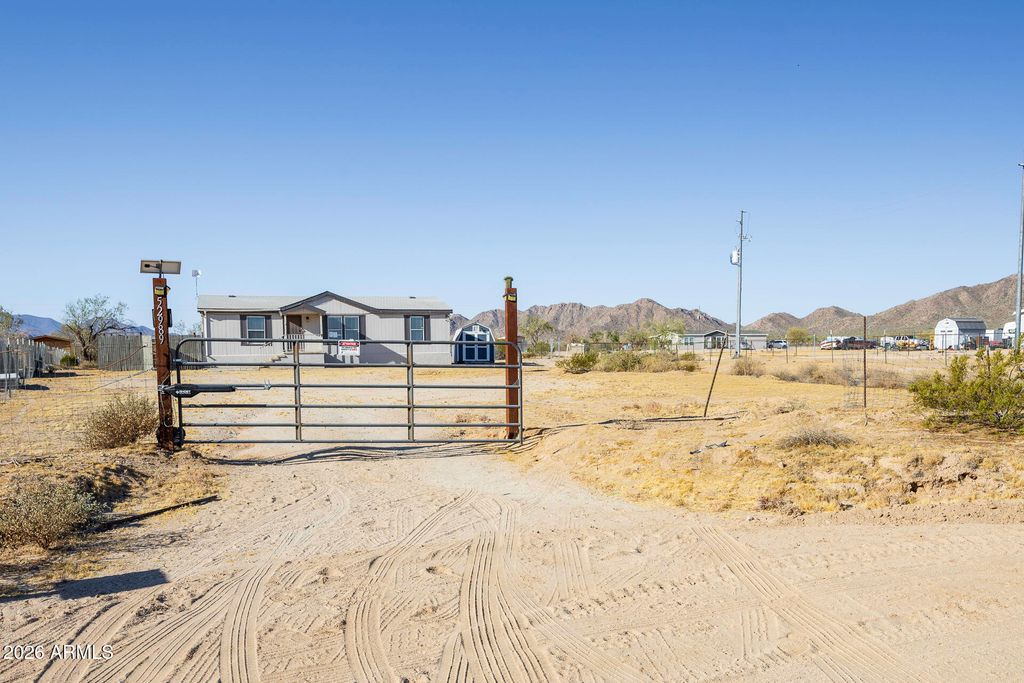 52989 W CENTURY Road, Maricopa, AZ 85139 — photo 4