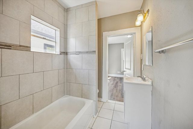 1115 Bigelow Street, Houston, TX 77009