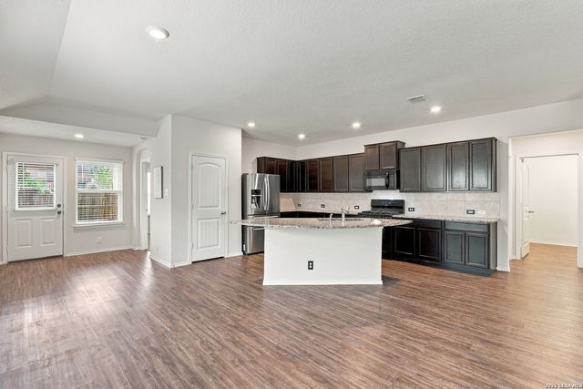 8147 SLEEPY BRK, San Antonio, TX 78244