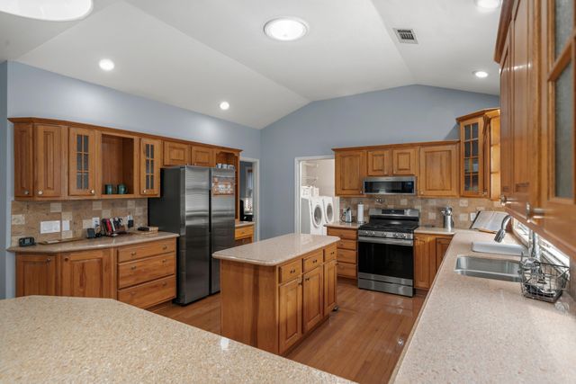 100 Penbay Place, Hot Springs, AR 71901