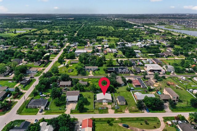 2213 Ellis Drive, Rosharon, TX 77583
