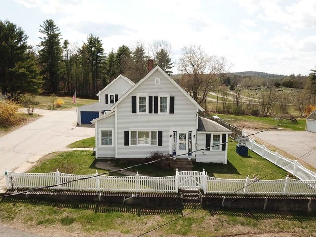 16 Montgomery Drive, Farmington, NH 03835