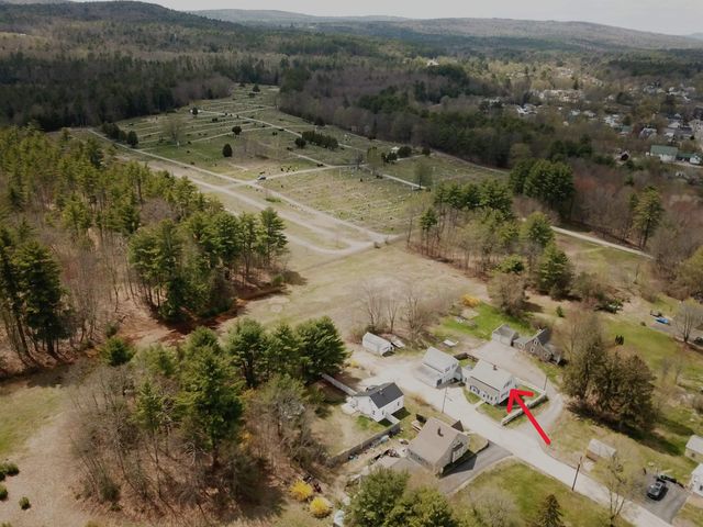 16 Montgomery Drive, Farmington, NH 03835
