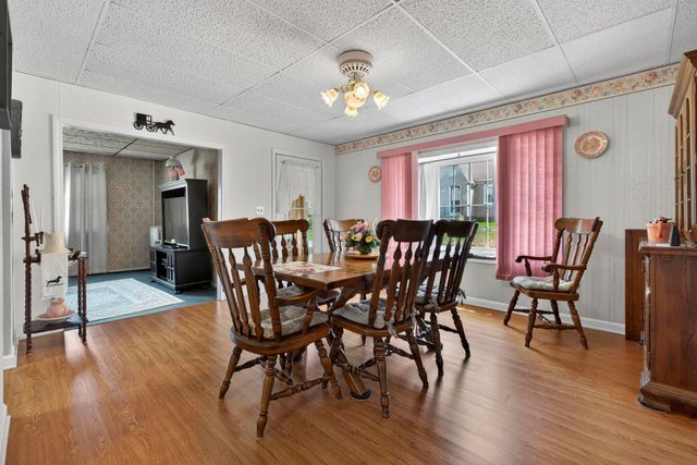 16 Montgomery Drive, Farmington, NH 03835