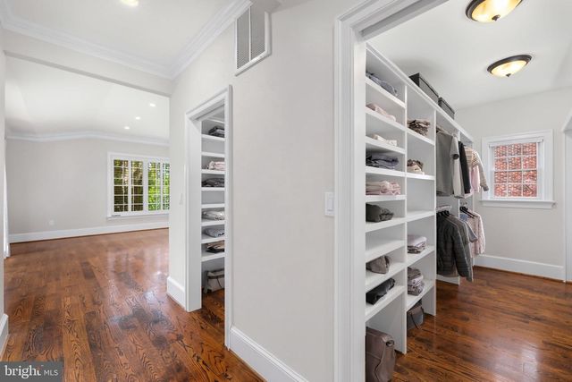 8015 GLENDALE RD, Chevy Chase, MD 20815