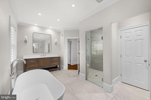 8015 GLENDALE RD, Chevy Chase, MD 20815